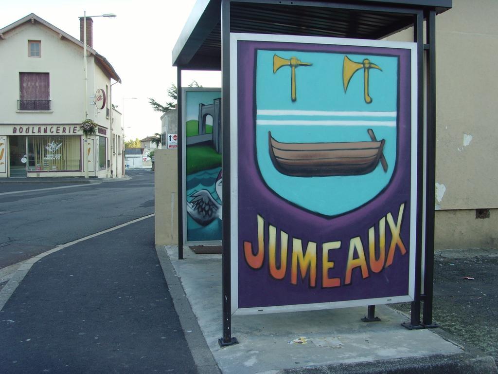 Le Bravard Jumeaux Ngoại thất bức ảnh